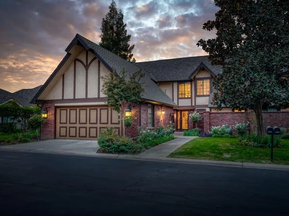 6727 N Wilmington Dr, Fresno, CA 93711