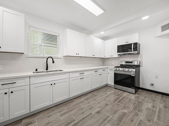 4th image of 1913 30th St
