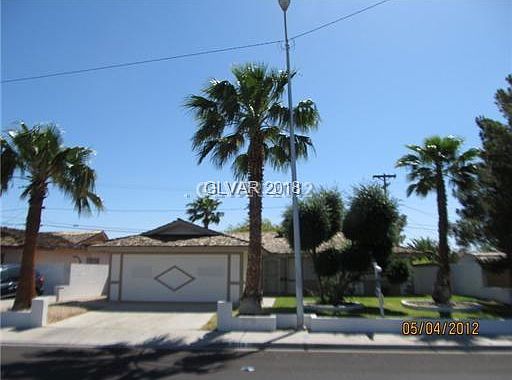 1st image of 2713 Castlewood Dr