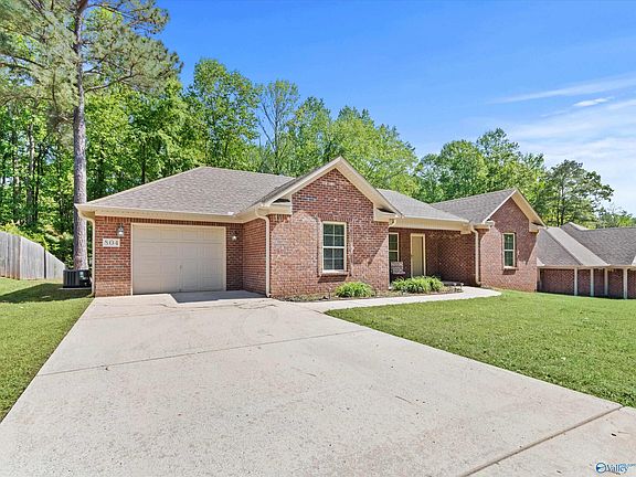 3rd image of 804 Charley Patterson Rd