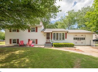 14 S Club Rd, Pine Hill, NJ 08021