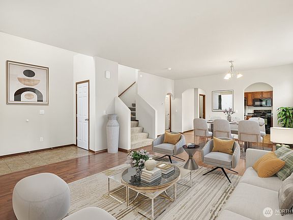5th image of 1749 181st Street E