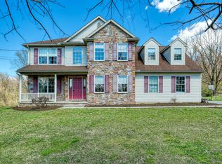 192 Linestown Rd, Willow Street, PA 17584