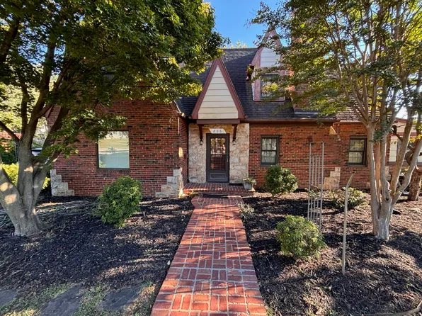 826 Maryland Ave, Salem, VA 24153