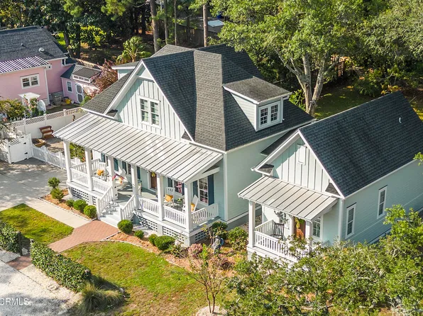 319 N Lord Street, Southport, NC 28461