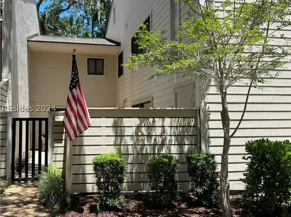 63 Shipyard Dr APT 1104, Hilton Head Island, SC 29928