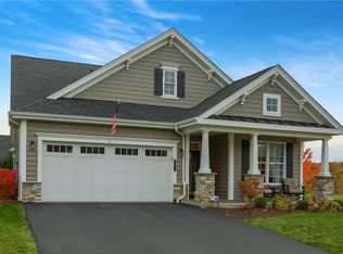 102 Summer Seat Ln, Pittsburgh, PA 15237