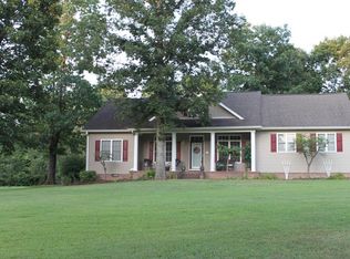 196 Carmen Dr, Paris, TN 38242