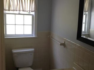 49 Sequin Rd, West Hartford, CT 06117