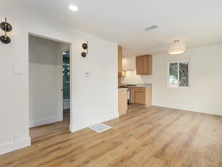 5059 Eaton St — Photo 11