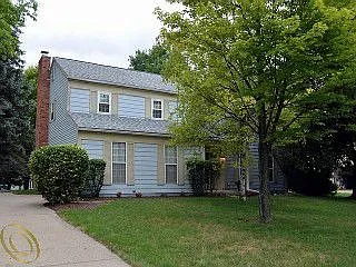 1139 Whispering Knoll Ln photo 1