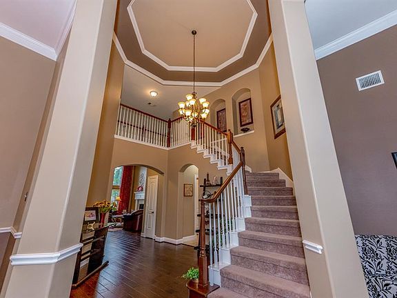 3rd image of 12505 Pepper Creek Ln