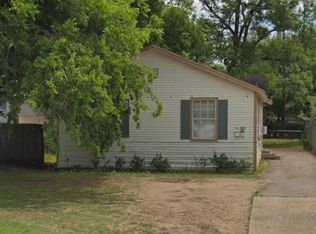 626 W 9th St, Dallas, TX 75208