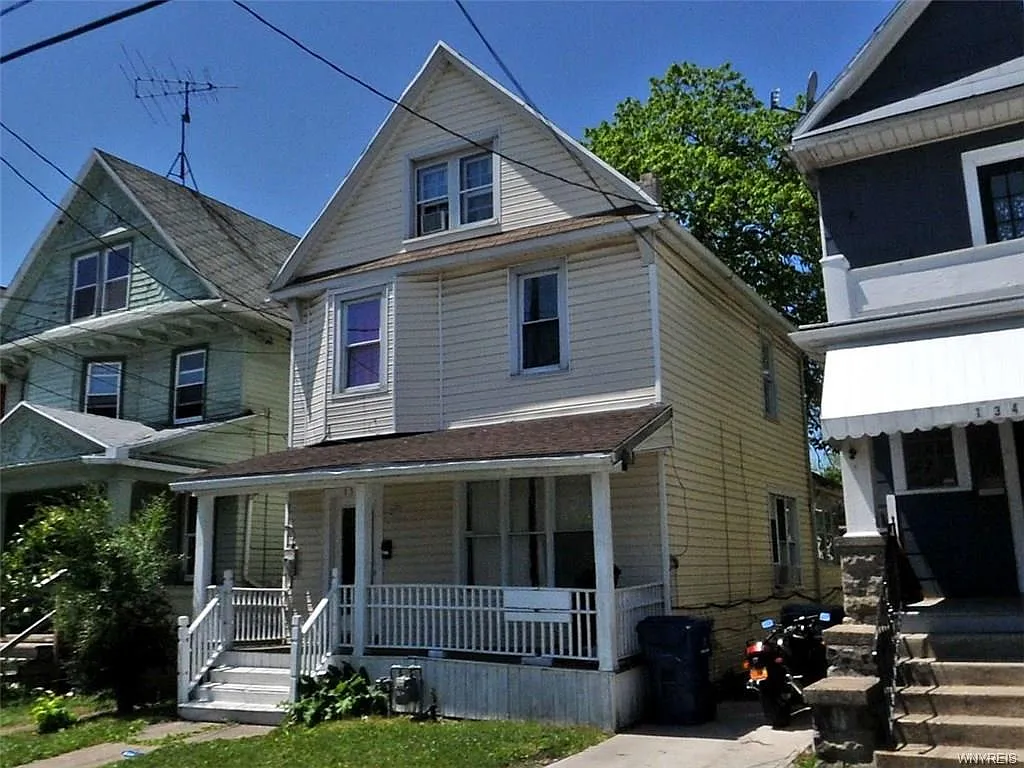 132 Ontario St photo 1