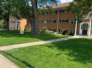 515 N Highview Ave APT 204, Addison, IL 60101