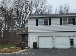 3928 Hunters Ridge Dr APT 3, Lansing, MI 48911