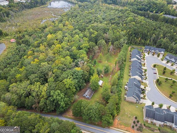 3rd image of 5555 Elliott Rd