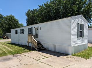 26 Country Elms Est #26, Galesburg, IL 61401