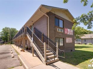 833 S Market St APT 206, Wichita, KS 67211