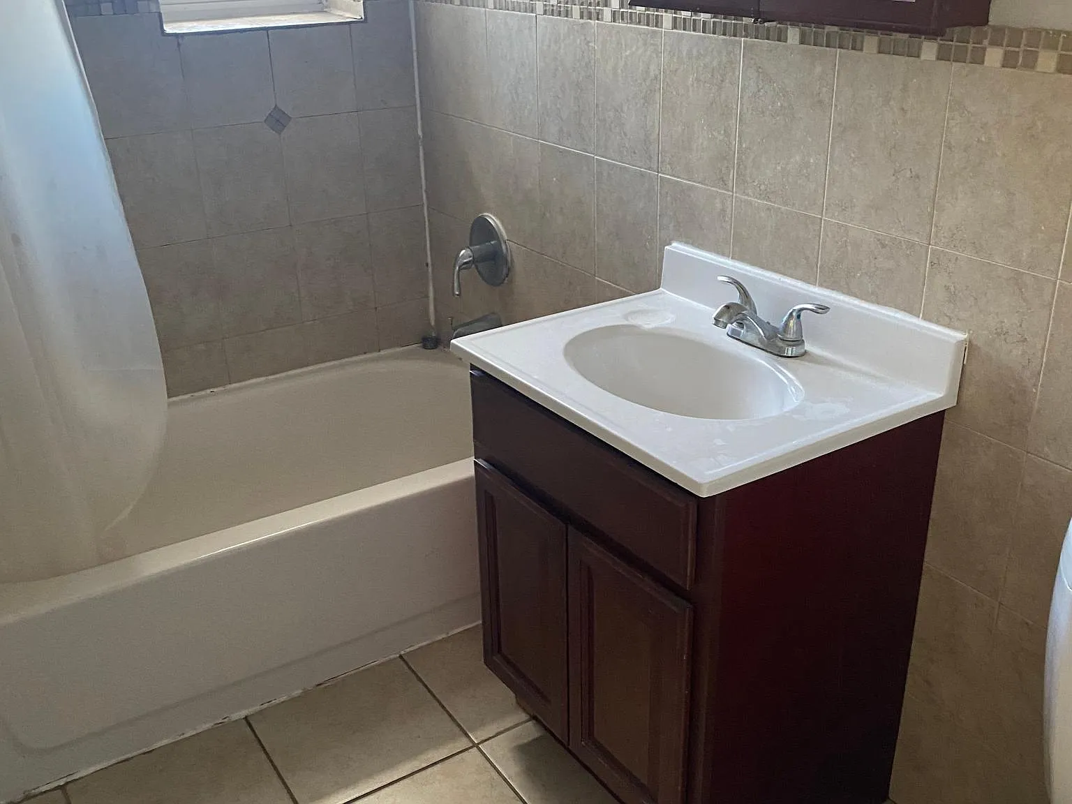 2 bed, $2,095 — Photo 3