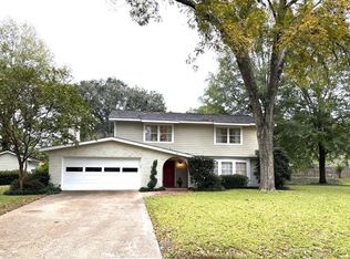 11 Sun Ct, Natchez, MS 39120