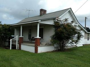 3192 Old Airport Rd, White Pine, TN 37890