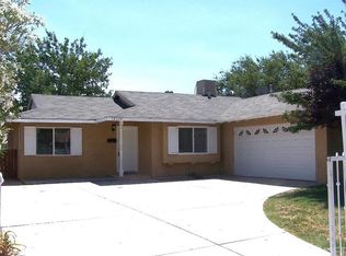 38614 Glenraven Ave, Palmdale, CA 93550