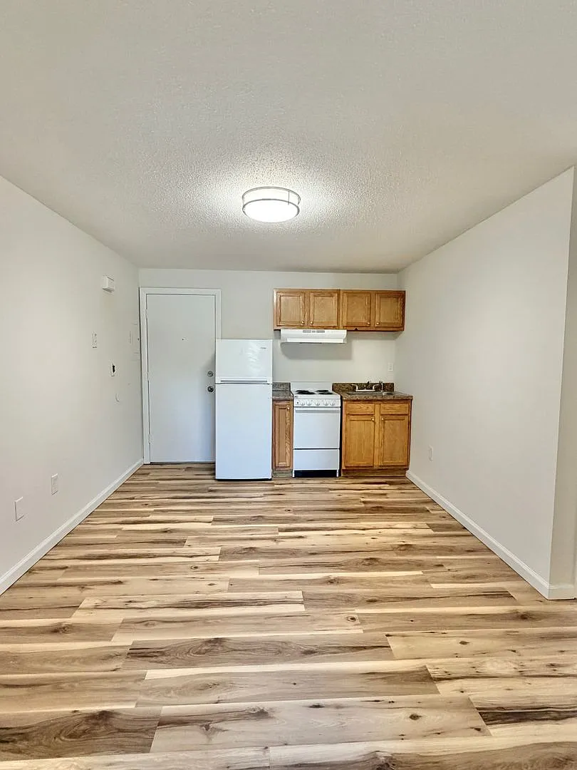 145 Whiting St. — Photo 4