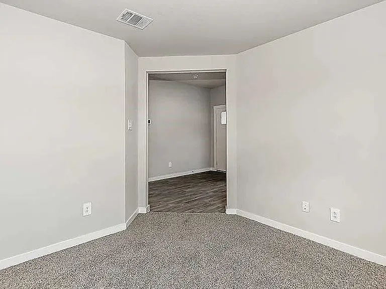 107 Bunker Hill Ct — Photo 21