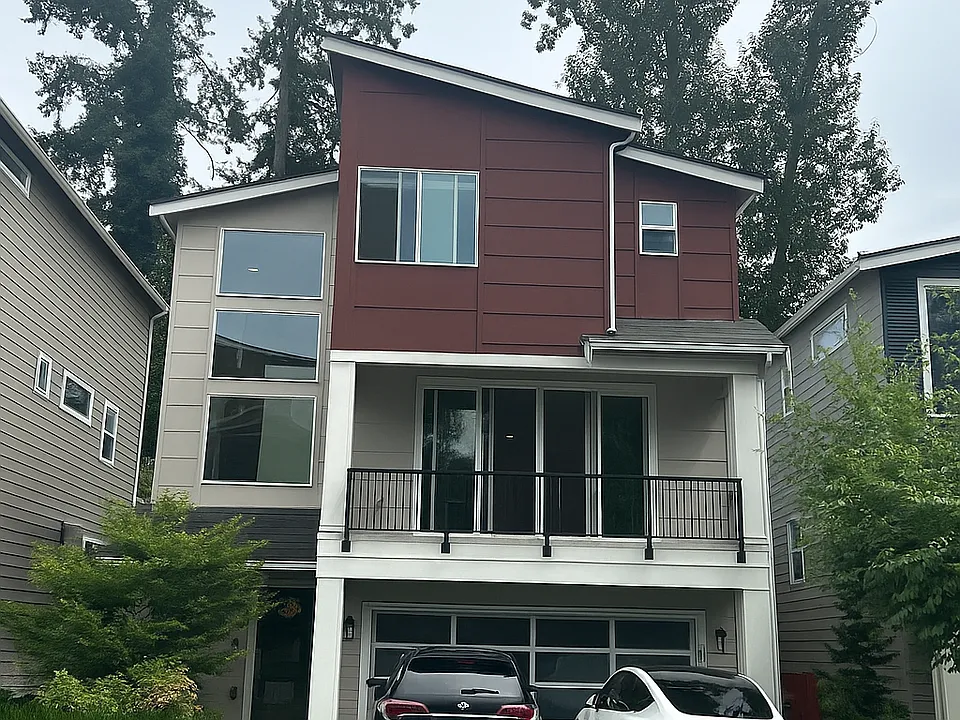 1058 230th Ave NE