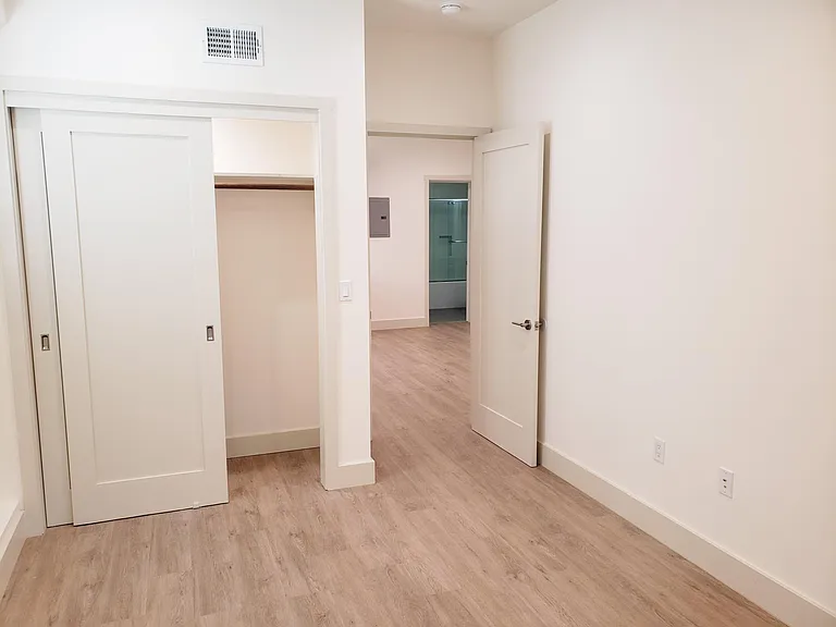 2741 Geary Blvd #B — Photo 9