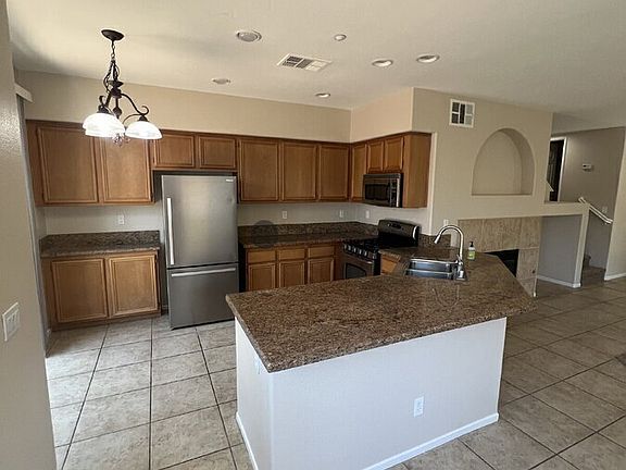 5th image of 25265 Windy Cove St Unit 3