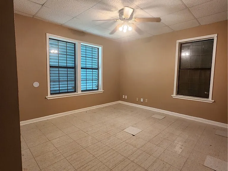 4945 Dodd Dr — Photo 4