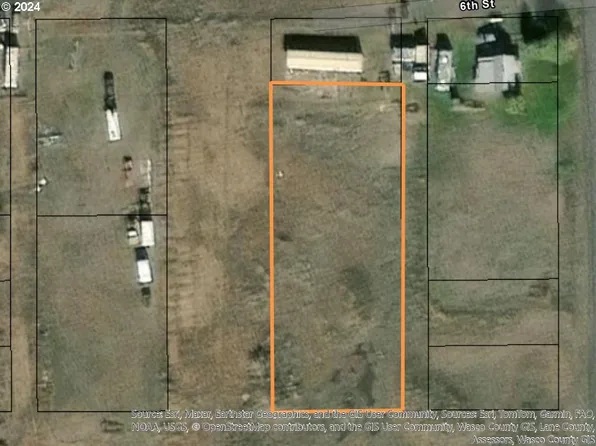 B Th St, Shaniko, OR 97057