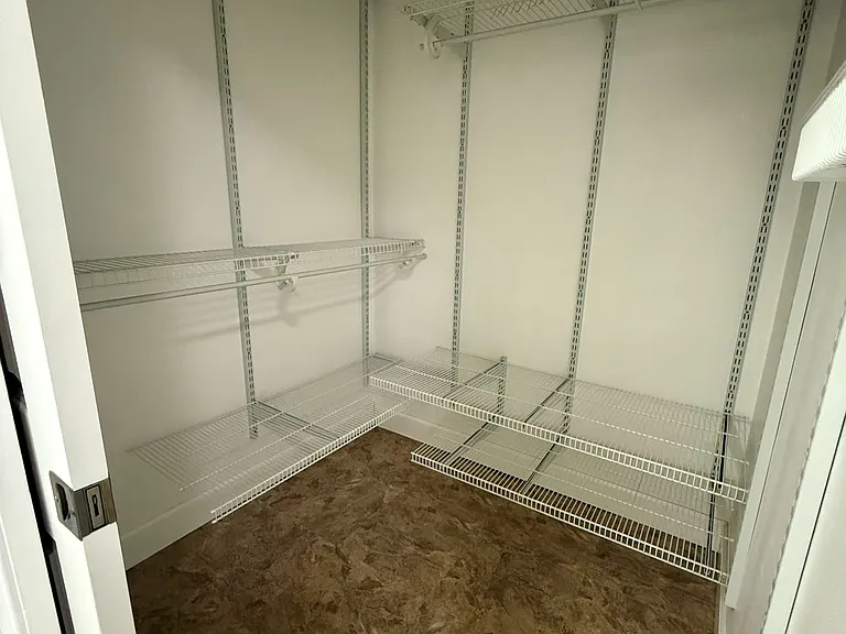 111 S Poplar Ave #45 — Photo 14