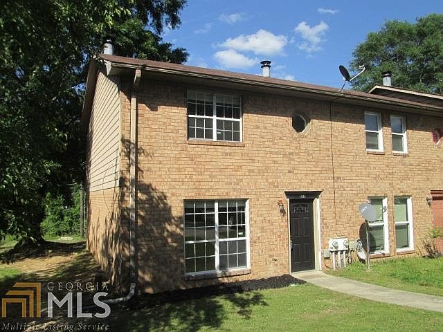 1st image of 1331 Lakeview Dr NW