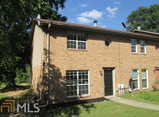 1331 Lakeview Dr NW, Conyers, GA 30012