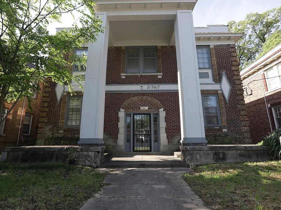 2367 Forrest Ave #2