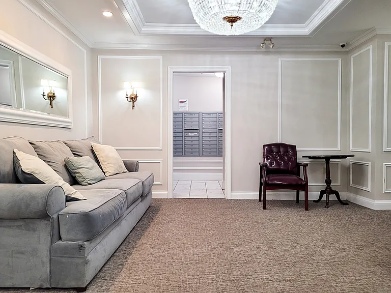 362 Commonwealth Ave #4C — Photo 2