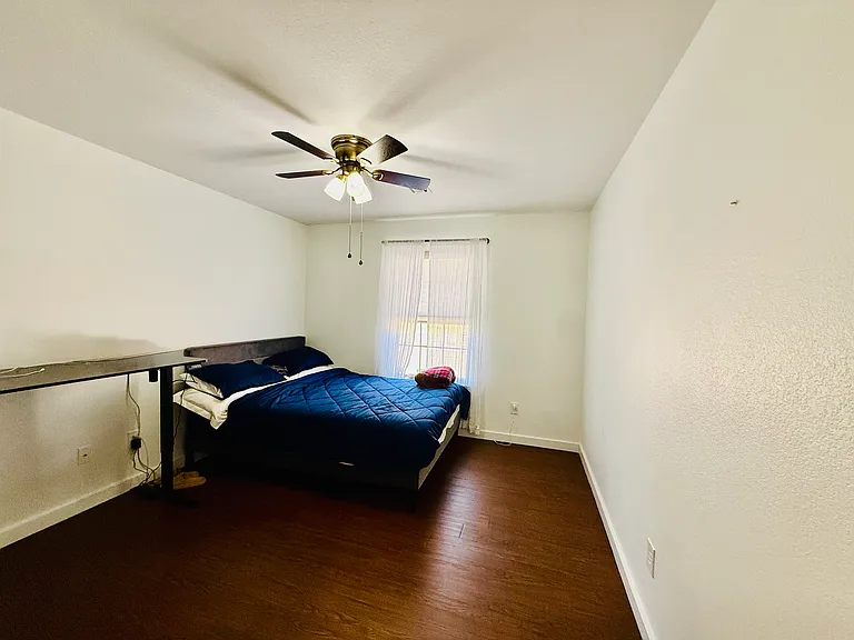 2 Holly Dr #B — Photo 10