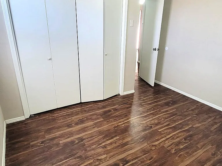 Beautiful 2 Bedroom Casita w/ Yard in Gated NE Heights Compound — Photo 29