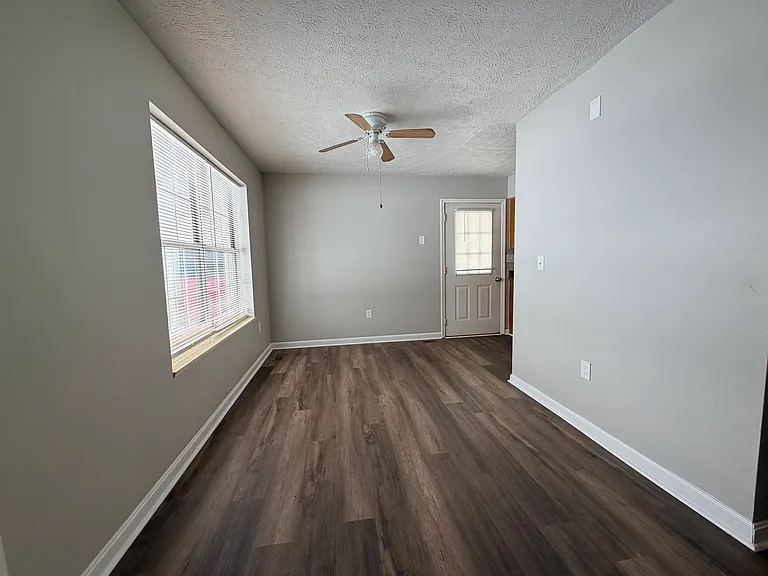 8435 Shell Ln NW #4 — Photo 8