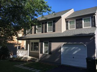 1661 Hemlock Cir, Downingtown, PA 19335