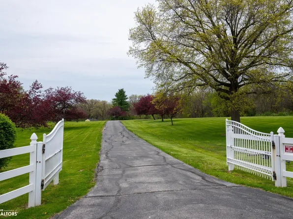 216 Bryan Rd, Ottumwa, IA 52501