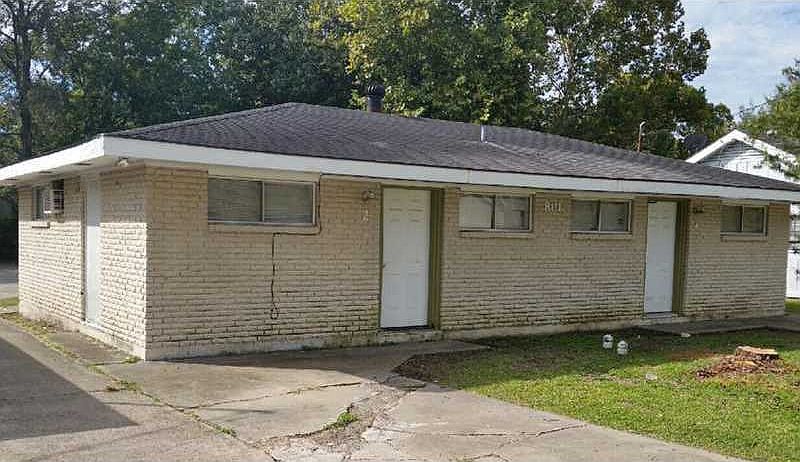 1st image of 721 Fiegel St