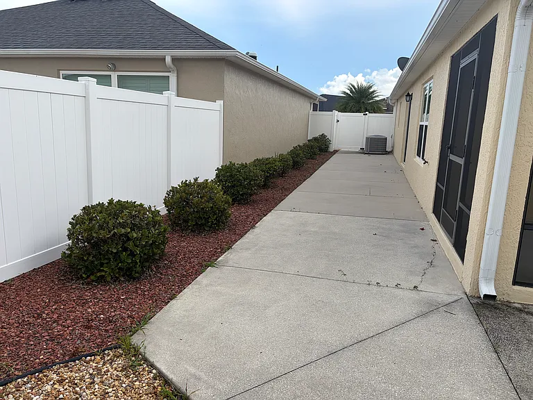9179 SE 167th Ford St — Photo 36
