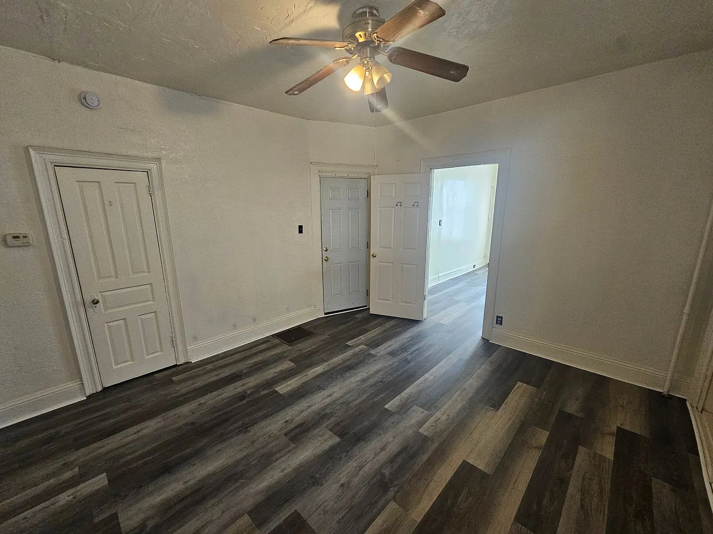 569 West Philadelphia Street — Photo 3