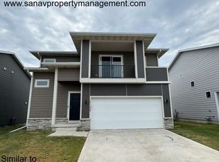 17124 NE Larkspur Ave, Waukee, IA 50263
