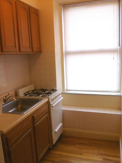 1st image of 346 E 20th St APT 1A