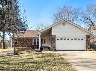 1159 Hollyberry Dr, Ballwin, MO